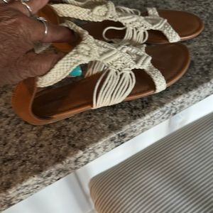 Gorgeous sandals dress up with them or jeans shorts!